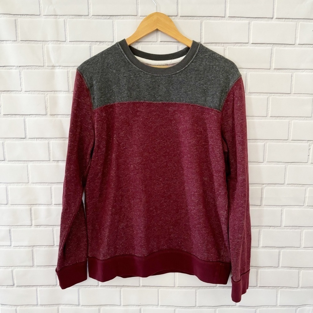 Urban Pipeline Pullover crew neck sweater Size Medium